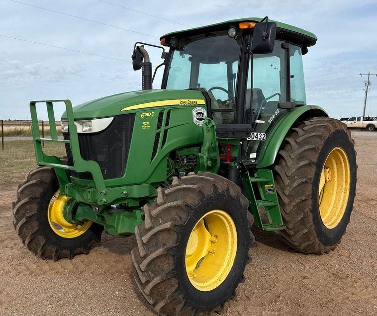 2014 John Deere 6130D